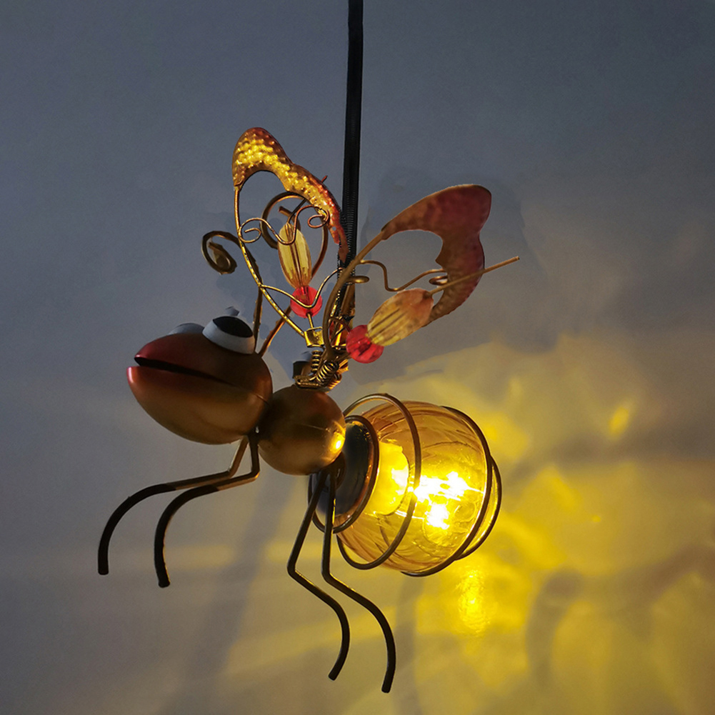 Lighting Bug Decor - Solarbetriebene hängende Bienen-Licht-Metall-hängende fliegende Insekten-Lampen-Laterne-Garten-Käfer-Licht-Verzierung für